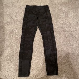 Lululemmon camo leggings